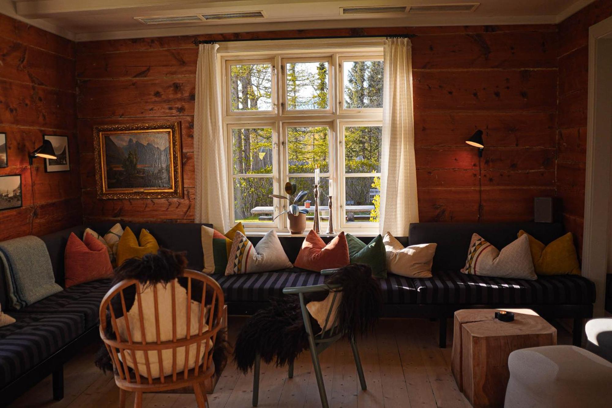 Hotel Aak Andalsnes Bagian luar foto